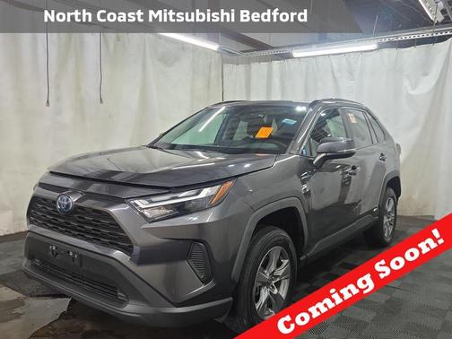2022 Toyota RAV4 Hybrid XLE