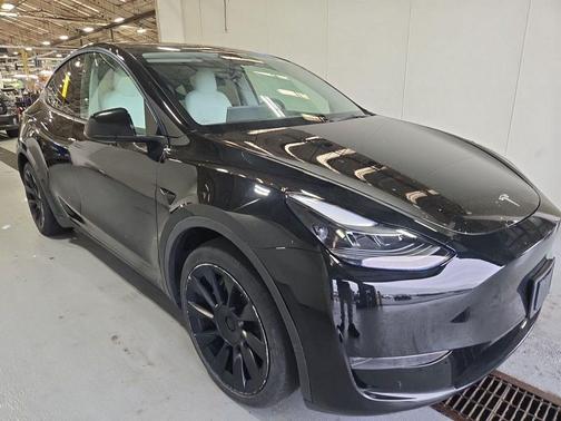 Solid Black 2023 Tesla Model Y Long Range Dual Motor All-Wheel Drive