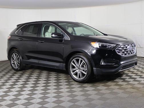 Agate Black Metallic 2023 Ford Edge Titanium