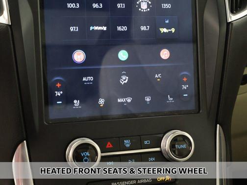 Agate Black Metallic 2023 Ford Edge Titanium