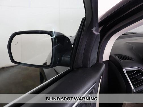 Agate Black Metallic 2023 Ford Edge Titanium