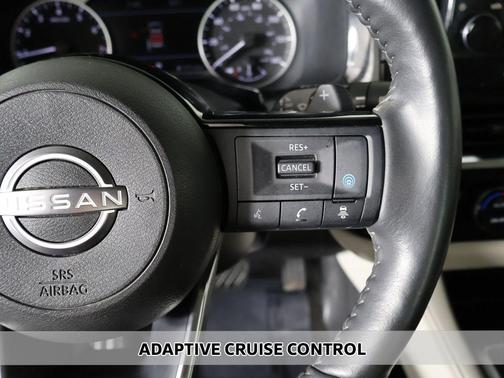 Pearl White Tricoat 2023 Nissan Pathfinder SL 4WD