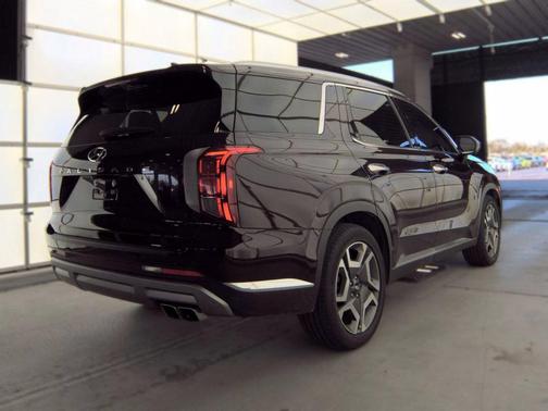 Sierra Burgundy 2023 Hyundai PALISADE Limited