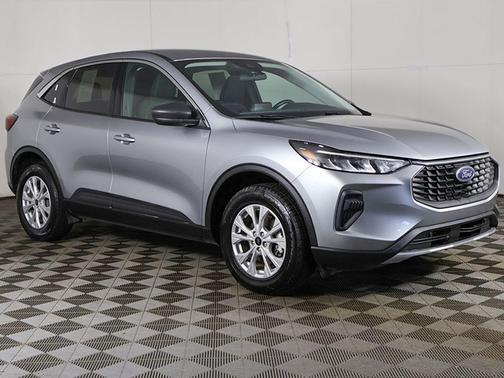 Iconic Silver Metallic 2024 Ford Escape Active