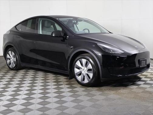 2024 Tesla Model Y Long Range Dual Motor All-Wheel Drive