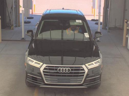 2020 Audi Q5 45 Premium Plus