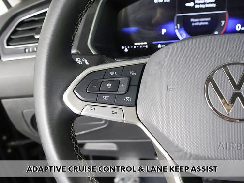 Deep Black 2024 Volkswagen Tiguan 2.0T S 4MOTION