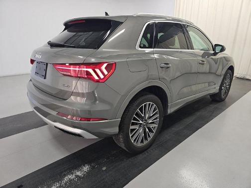 2022 Audi Q3 40 Premium