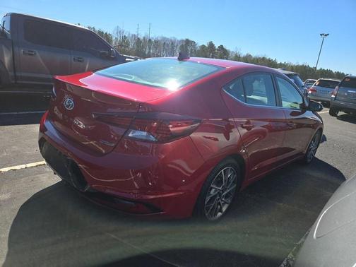 2019 Hyundai ELANTRA Limited