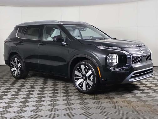 2025 Mitsubishi Outlander PLATINUM EDITION 2.5 S-AWC