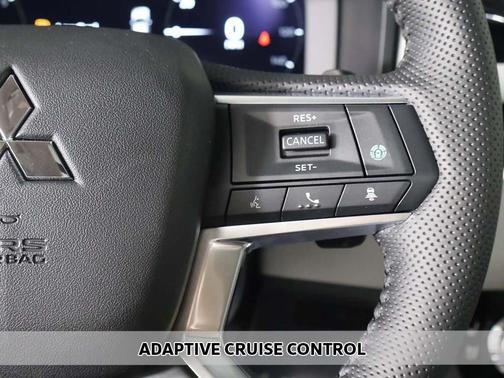 2025 Mitsubishi Outlander PLATINUM EDITION 2.5 S-AWC