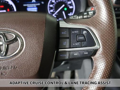 2023 Toyota Sienna Platinum 7 Passenger