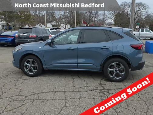 2023 Ford Escape ST-Line Select