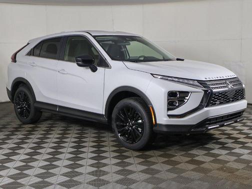 White Diamond 2026 Mitsubishi Eclipse Cross LE