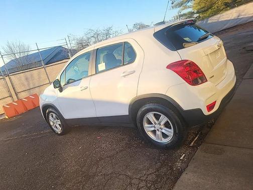 2021 Chevrolet Trax LS