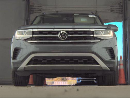 2021 Volkswagen Atlas 3.6L SE w/Technology
