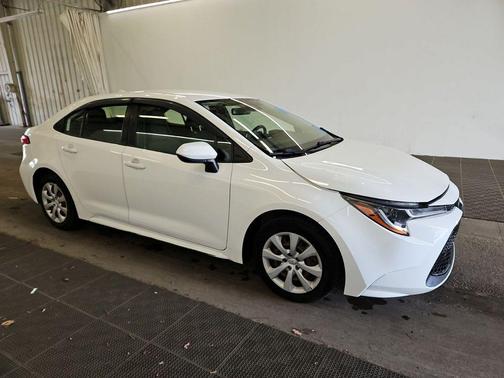 Super White 2021 Toyota Corolla LE