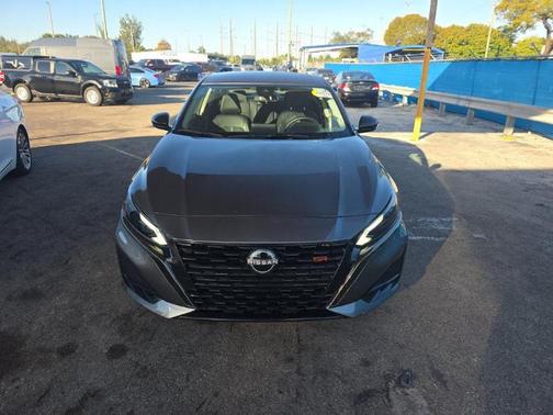 2025 Nissan Altima SR AWD