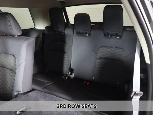 2024 Nissan Pathfinder S 4WD