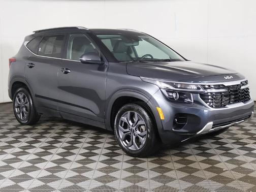 Gravity Gray 2024 Kia Seltos S
