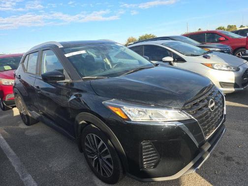 2023 Nissan Kicks SV