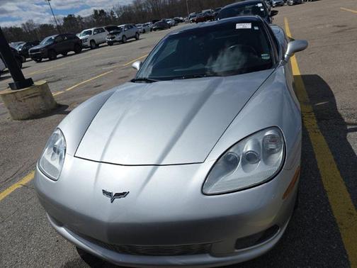 Machine Silver Metallic 2005 Chevrolet Corvette Base