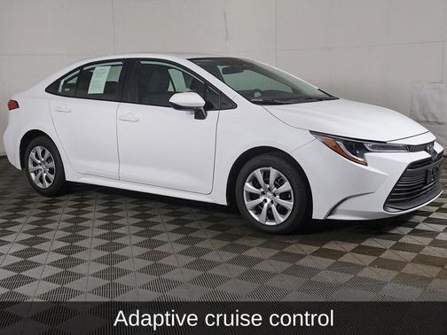Ice 2026 Toyota Corolla LE