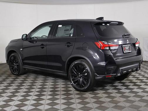2025 Mitsubishi Outlander Sport 2.0 LE