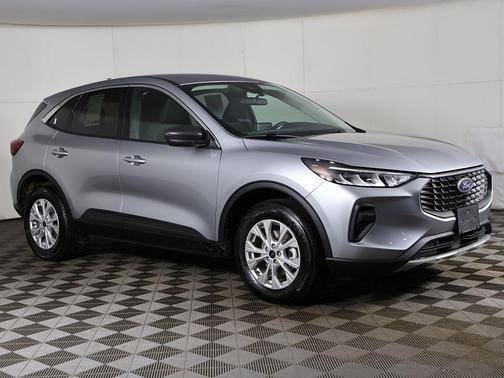 Iconic Silver Metallic 2024 Ford Escape Active