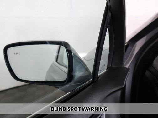 2023 Buick Enclave Essence FWD