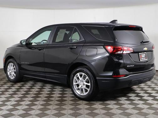 Mosaic Black Metallic 2024 Chevrolet Equinox LS