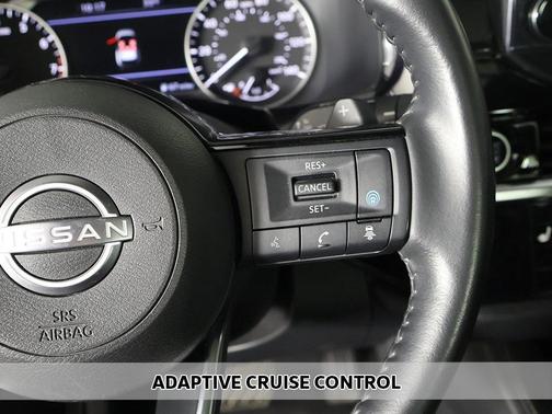 2023 Nissan Pathfinder SL 4WD