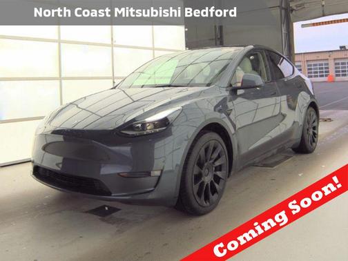 Midnight Silver Metallic 2023 Tesla Model Y Long Range Dual Motor All-Wheel Drive
