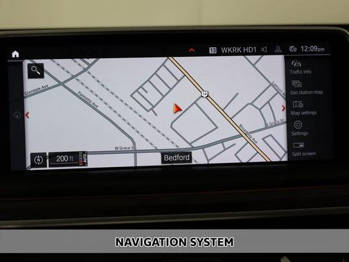 Bernina Grey Amber Effect Metallic 2022 BMW 750 i xDrive