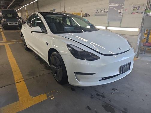 White 2023 Tesla Model 3 Standard Range