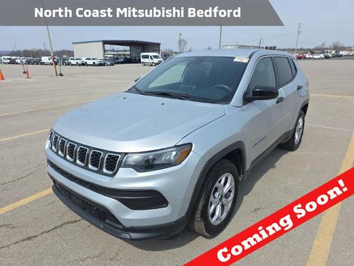 Silver Zynith Metallic Clearcoat 2025 Jeep Compass Sport