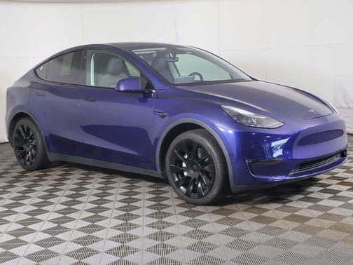 Deep Blue Metallic 2023 Tesla Model Y Long Range Dual Motor All-Wheel Drive