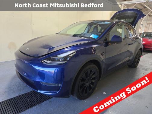 Deep Blue Metallic 2023 Tesla Model Y Long Range Dual Motor All-Wheel Drive