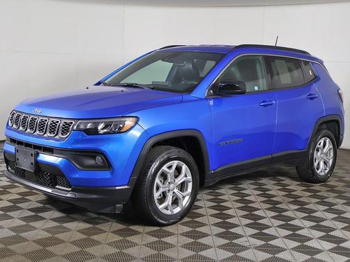 Hydro Blue Pearlcoat 2024 Jeep Compass Latitude