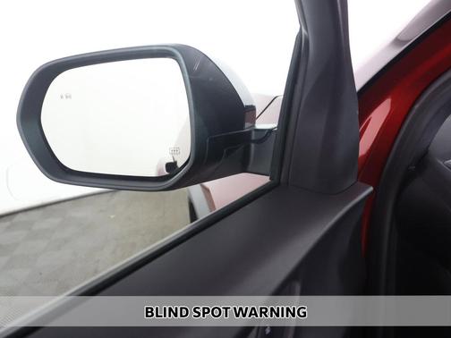Radiant Red Tintcoat 2026 Chevrolet Equinox 1LT