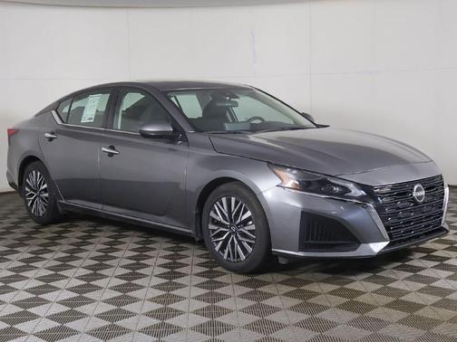 Gun Metallic 2023 Nissan Altima 2.5 SV