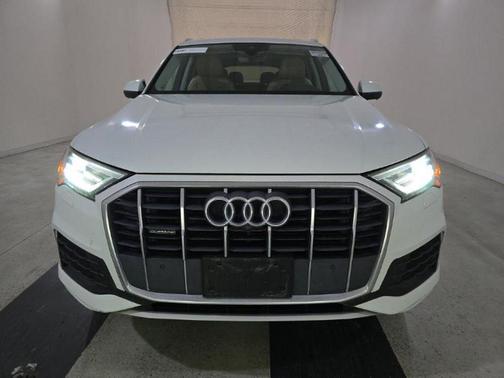 2021 Audi Q7 45 Premium