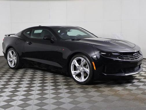 2021 Chevrolet Camaro RWD Coupe LT1