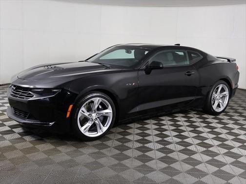 2021 Chevrolet Camaro RWD Coupe LT1