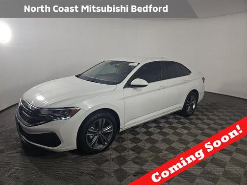 Opal White Pearl 2023 Volkswagen Jetta 1.5T SE
