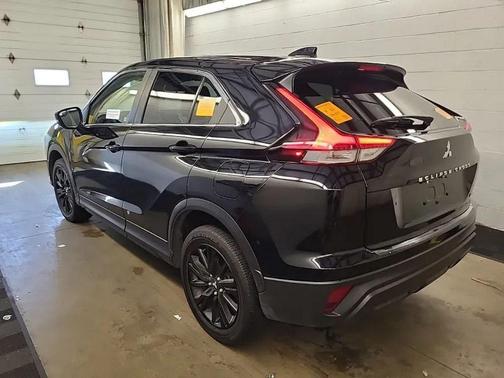 2024 Mitsubishi Eclipse Cross LE