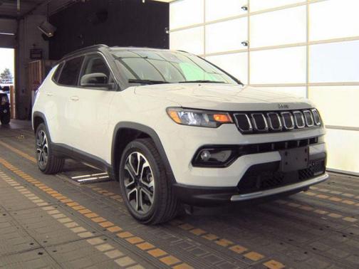 Bright White Clearcoat 2022 Jeep Compass Limited
