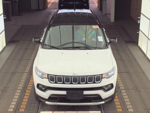 Bright White Clearcoat 2022 Jeep Compass Limited