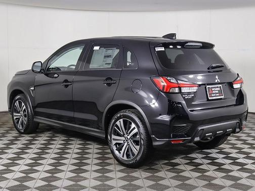 2025 Mitsubishi Outlander Sport 2.0 ES