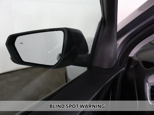 Sterling Gray Metallic 2024 Chevrolet Equinox LS